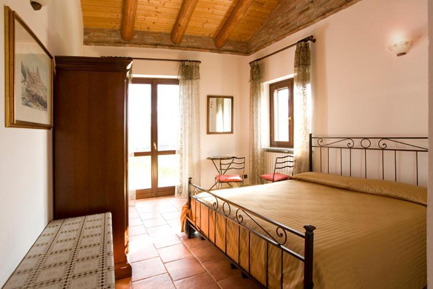 Agriturismo Antichi Poderi Gallina Neive Buitenkant foto